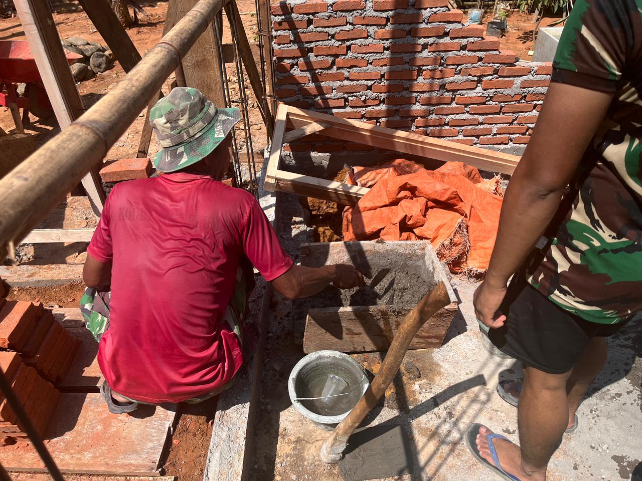 Optimis Rampung Tepat Waktu, Semua Rehab RTLH dalam Rangka TMMD Ke-128, Kodim 0425/Seluma Sudah Mencapai 30 Persen