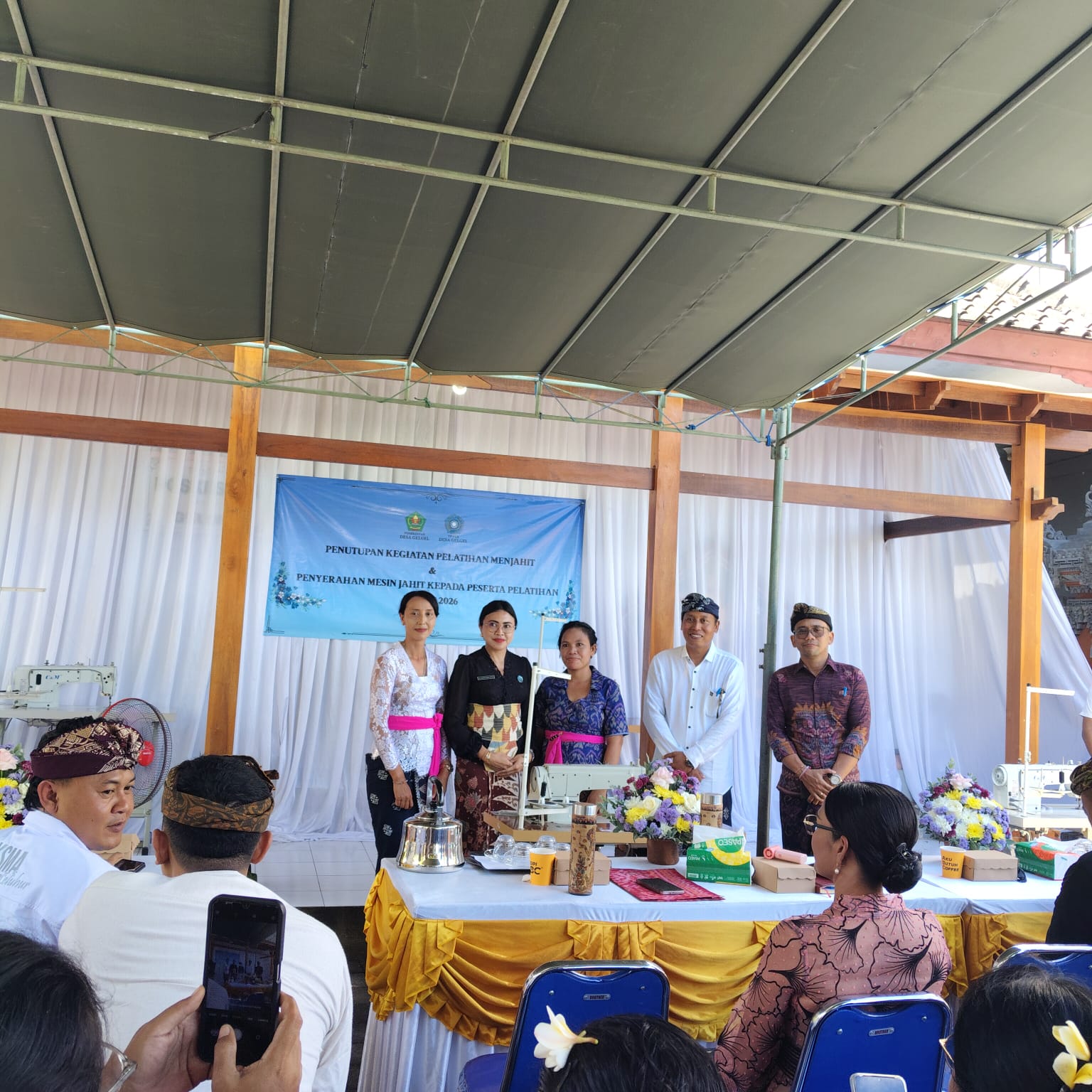 Pelatihan Menjahit Di Desa Gelgel, Pelda Kadek Agus Sebut Upaya Tingkatkan Kesejahteraan Melalui Kemandirian Ekonomi
