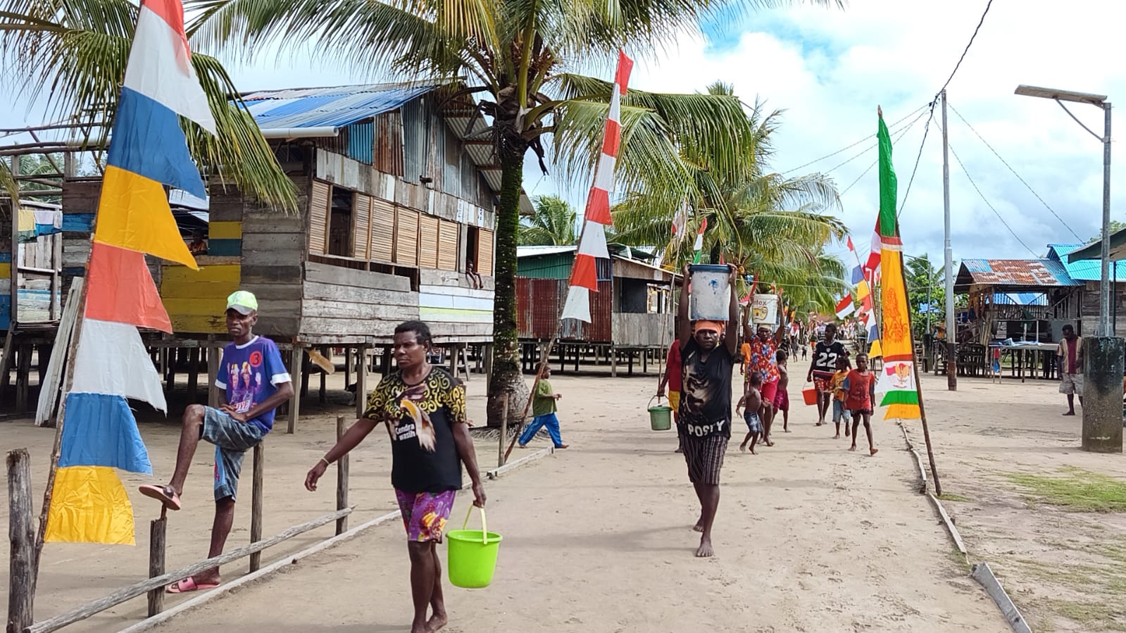 Semangat Gotong Royong Warga Jadi Kekuatan TMMD di Kampung Keakwa