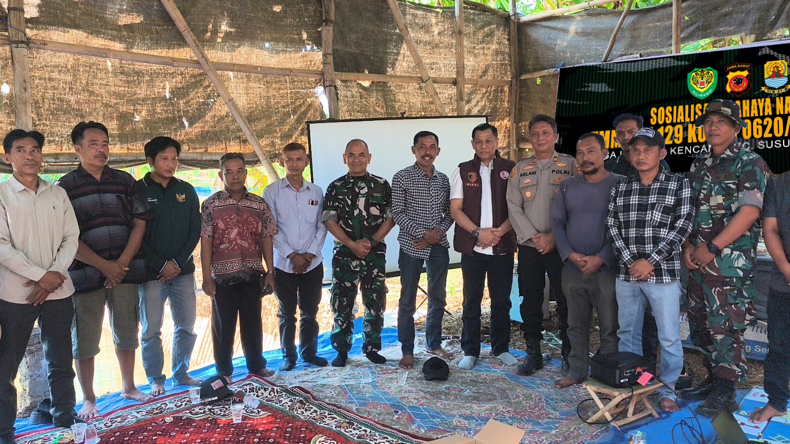Edukasi Antinarkoba dalam TMMD Ke-129 di Cirebon