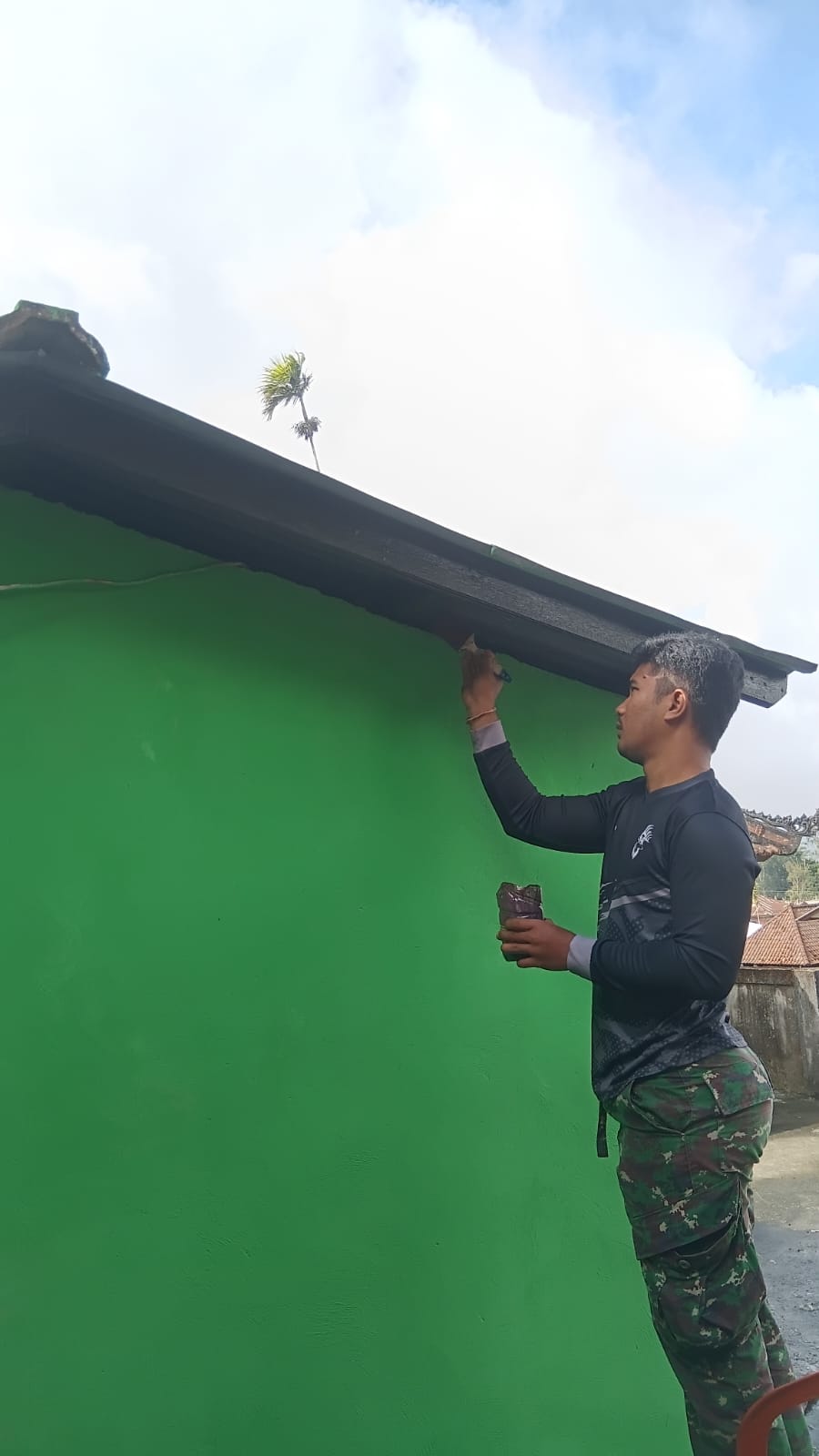 Perehaban MCK Jaba Pura Puseh Memasuki Tahap Finishing TMMD Ke-129