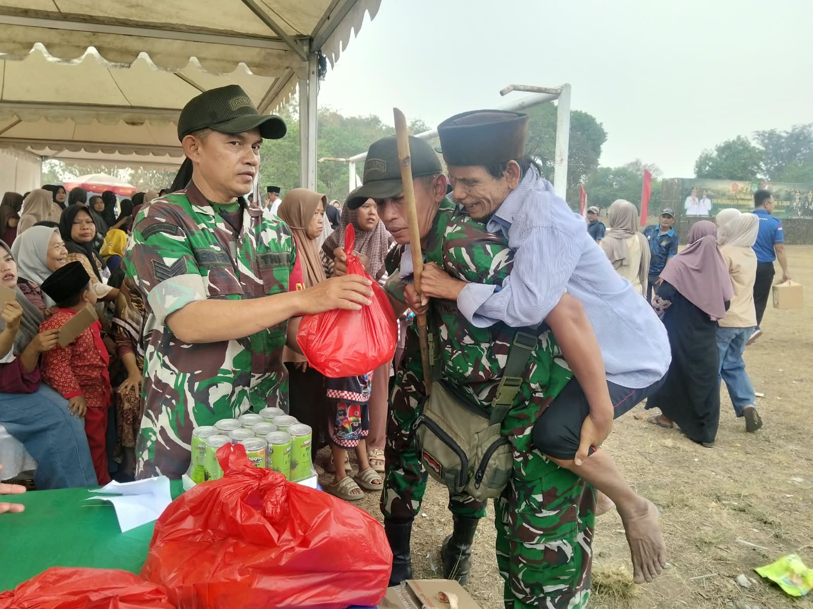 Serma Suan berinisiatif bantu perawatan kesehatan warga di TMMD ke-130