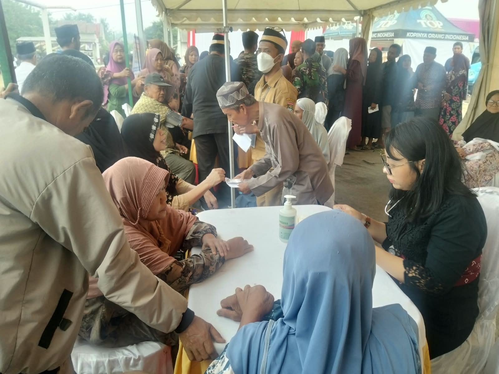 TMMD ke-130: Inisiatif Kesehatan Gratis untuk Masyarakat Desa Sumur Bandung