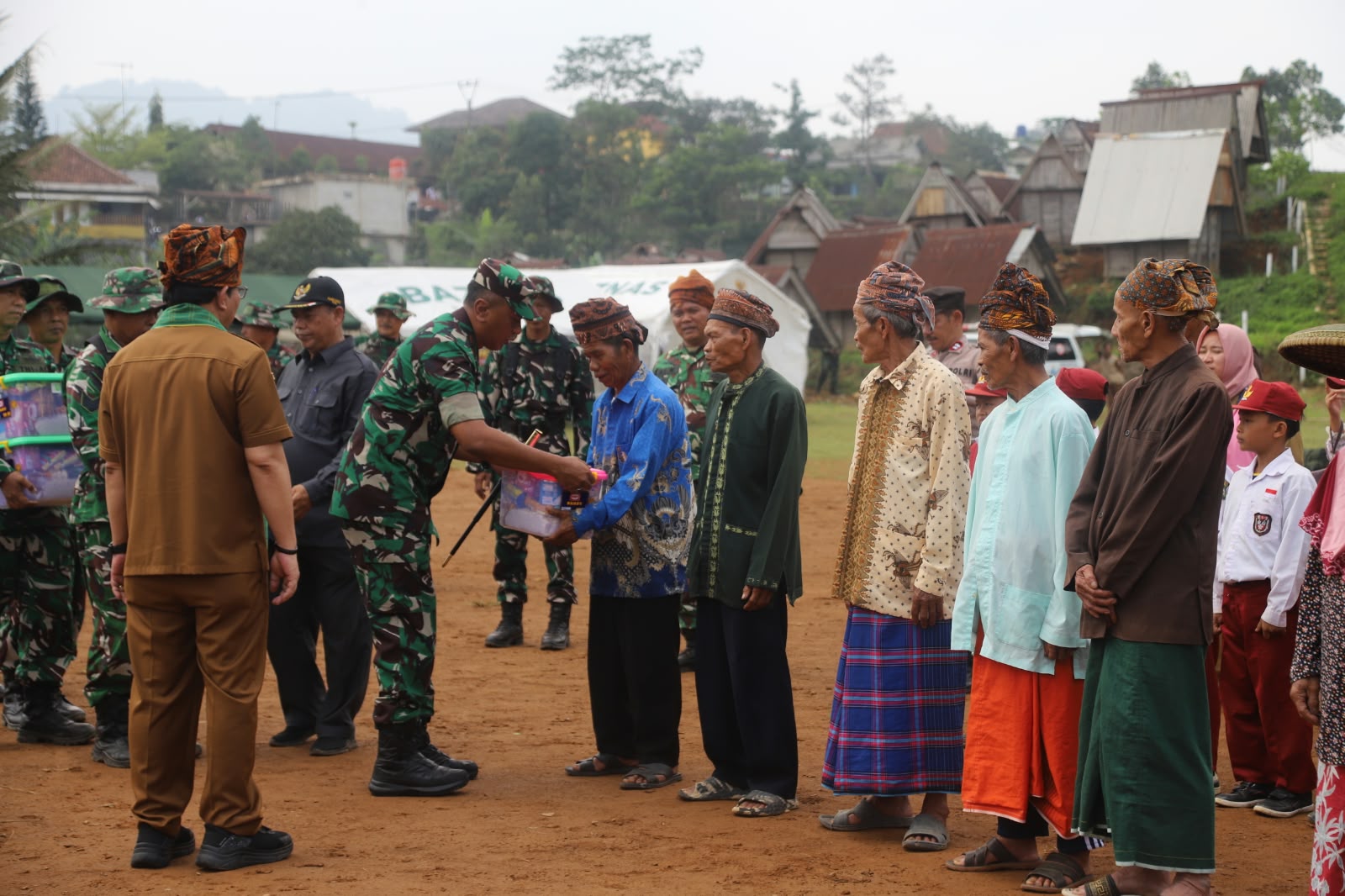 Pembangunan Jalan TMMD ke-130: Kunci Pendorong Ekonomi Desa Citorek Barat